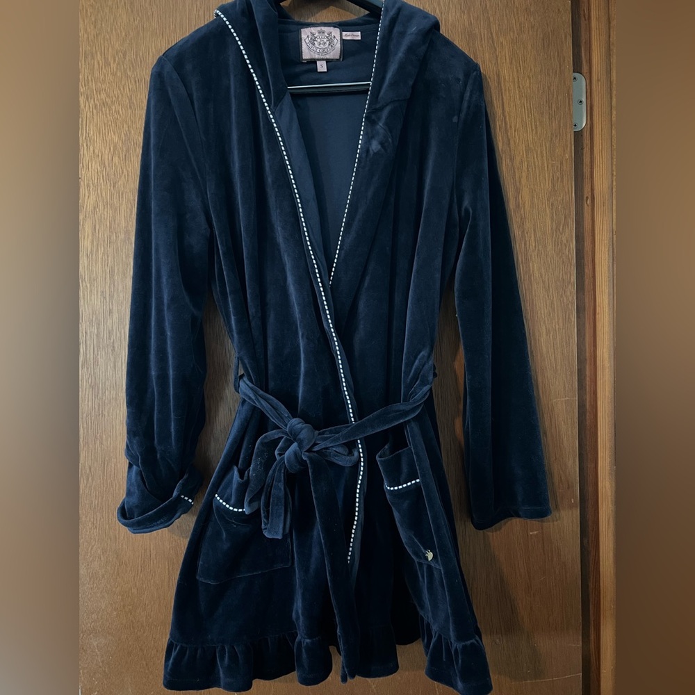 Juicy Couture Blue Velvet Hooded Robe with Wrap Design, NWOT
